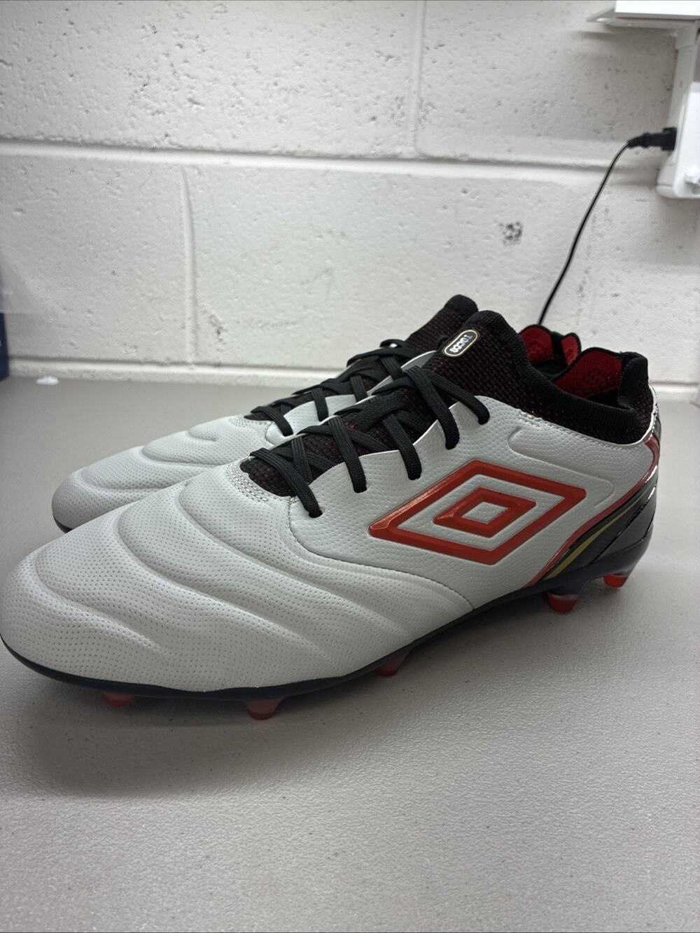 Umbro Tocco V Premier FG Soccer Cleats Harbor Mist Black Men Size 11 New No Box